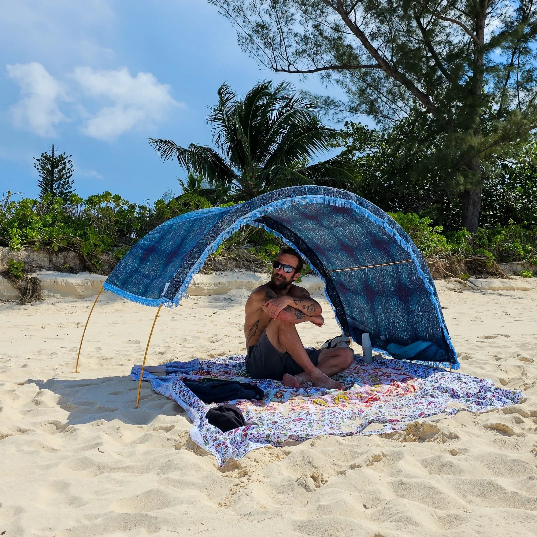 Deluxe Shade Cabana