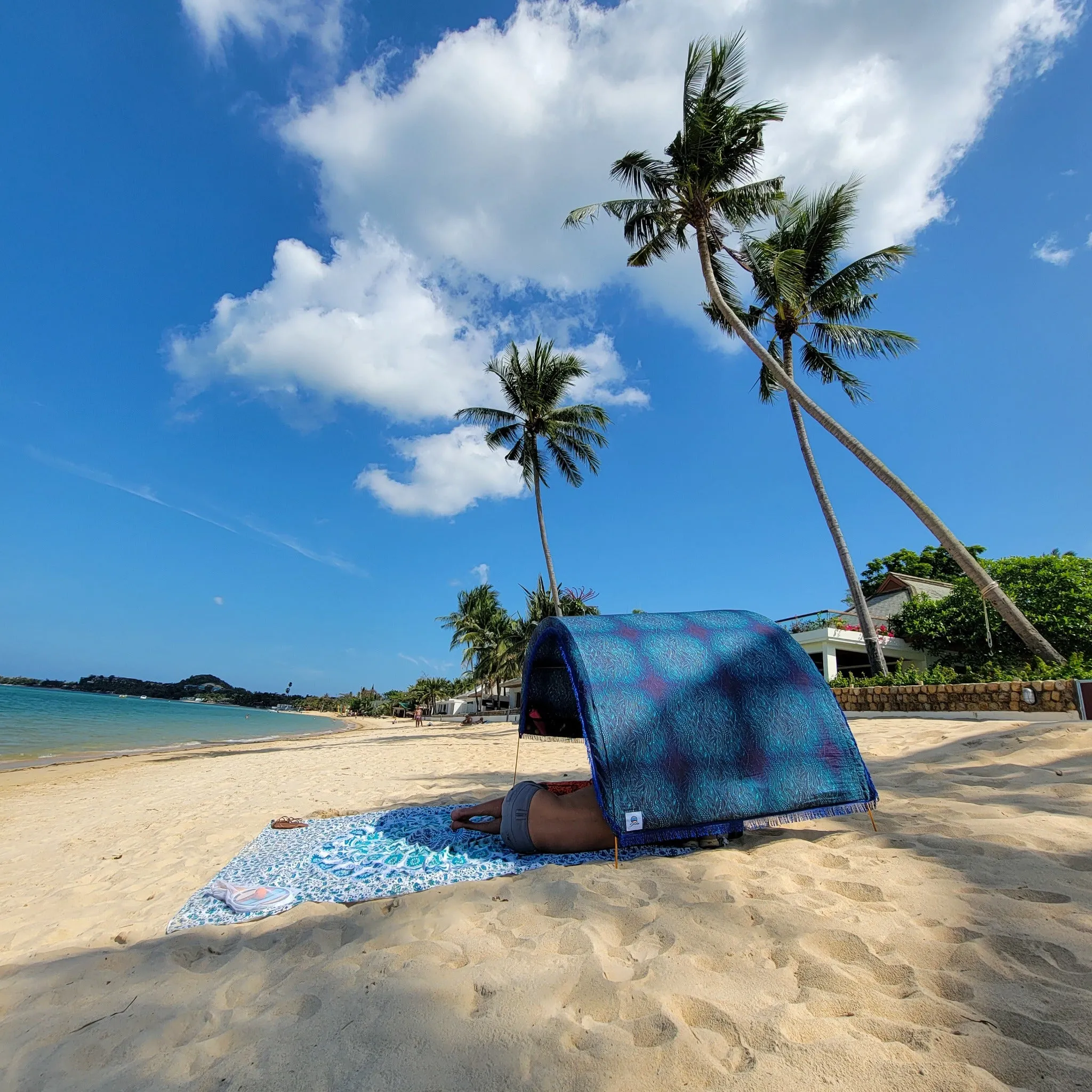 Deluxe Shade Cabana