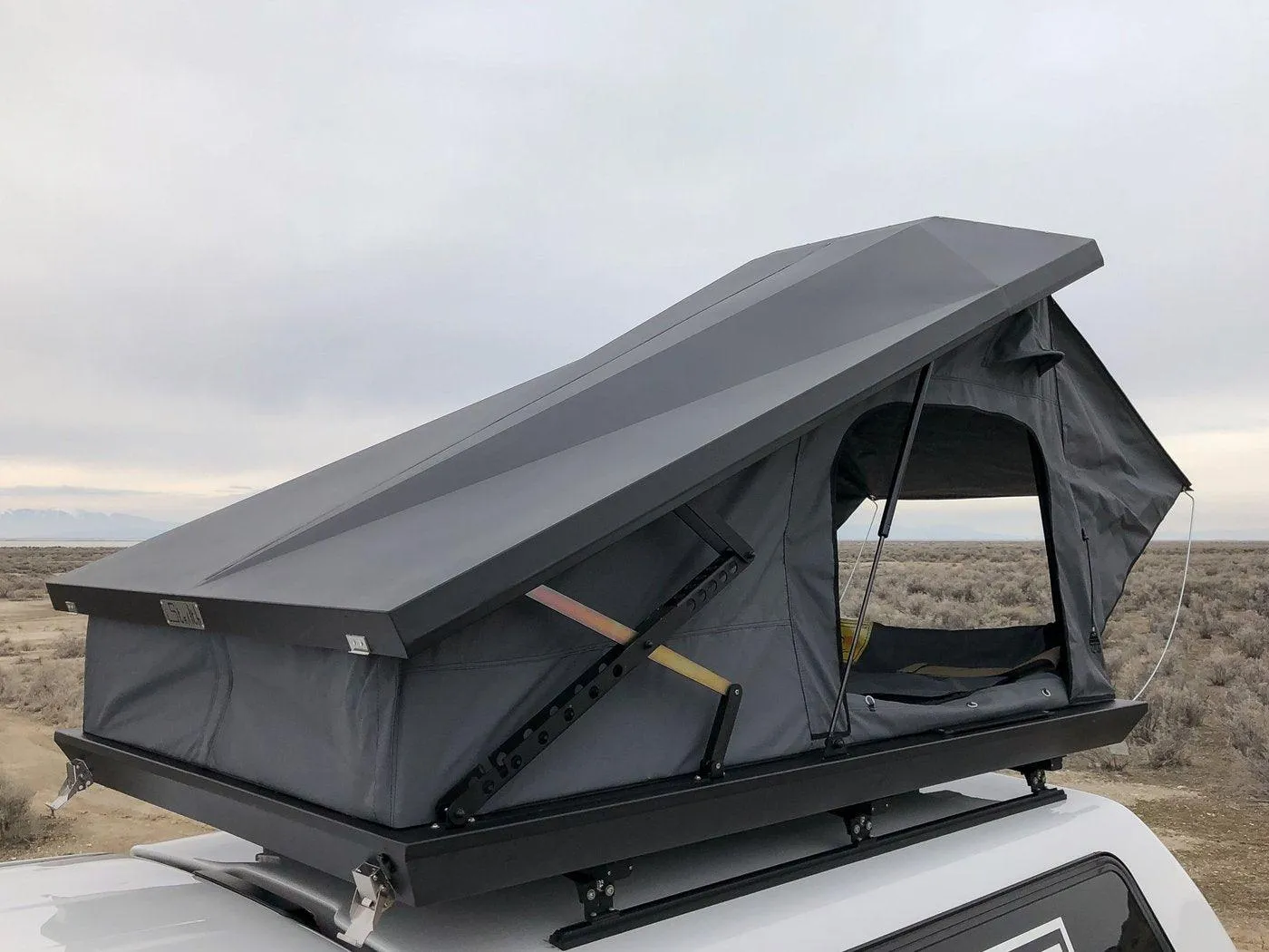 Eezi Awn Stealth Roof Top Tent