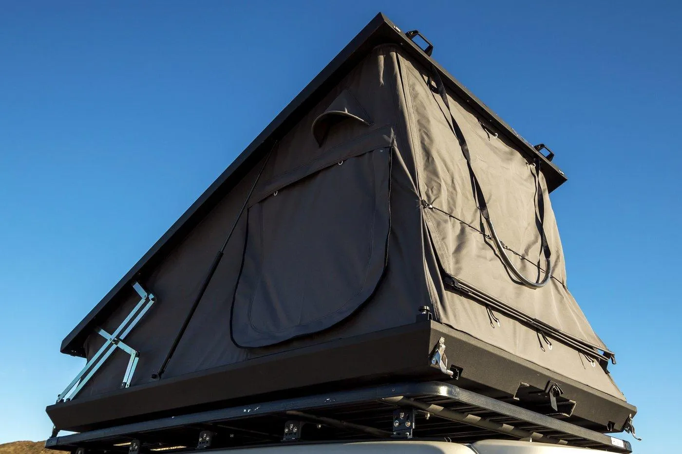 Eezi Awn Stealth Roof Top Tent