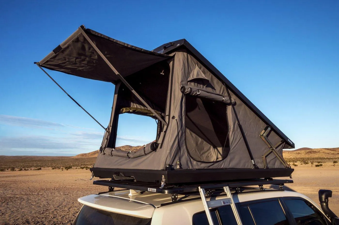 Eezi Awn Stealth Roof Top Tent