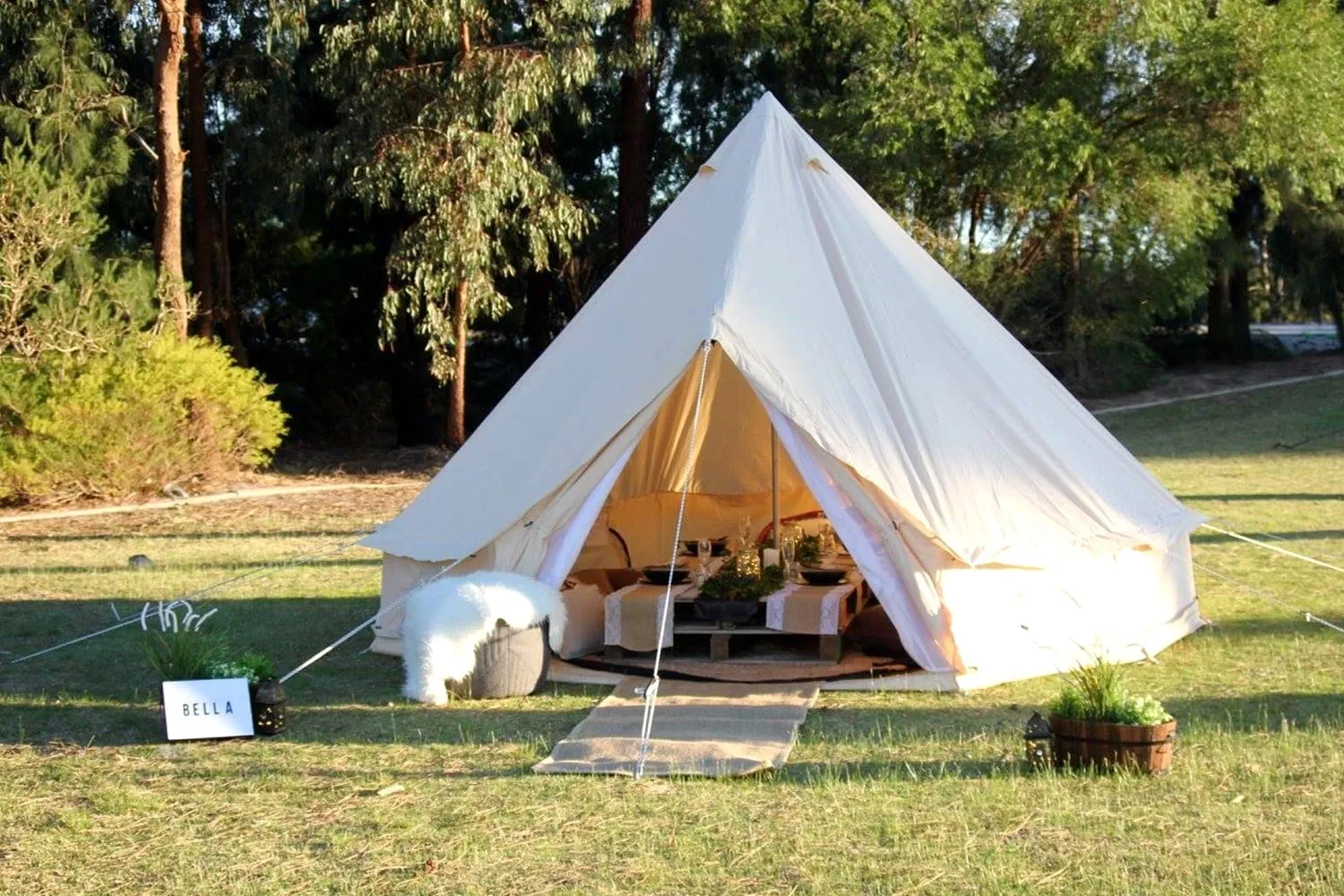 versatile Outdoor Luxury Waterproof 5M/16.4 Oxford Bell Tent with Stove Hole Dome Yurt Glamping Tent For 3-10 Persons Camping